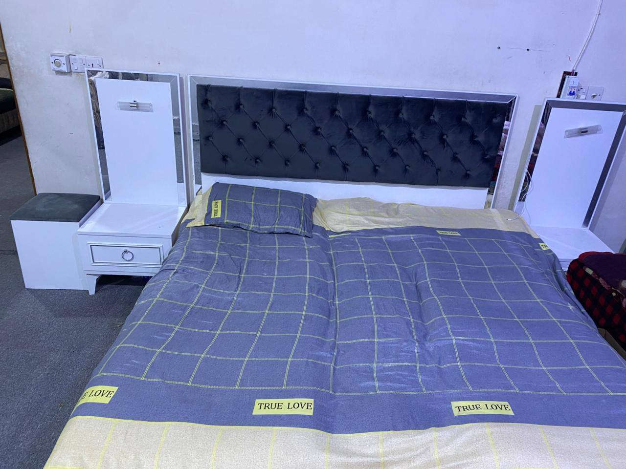 غرفه 10قطع للبيع استعمال قليل السعر 900


**إذا كنت صاحب هذا الإعلان وتريد حذفه لأي سبب، رجاءا أرسل رسالة إلى الدعم الفني**