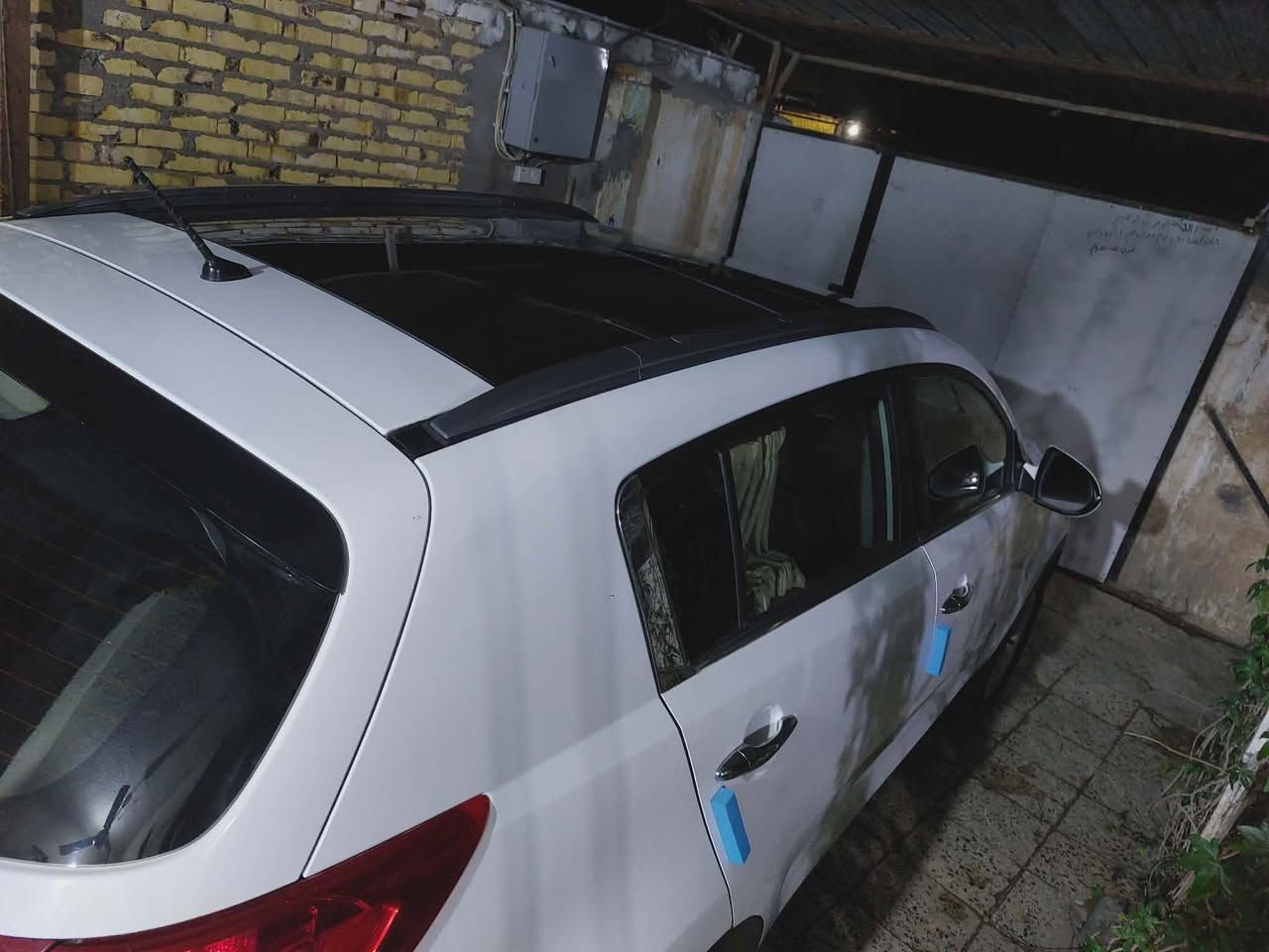 سلام عليكم
سبورتج موديل 13 كفوله بس بيه مكانين باردات كد اصبعين 
رقم كربلاء 
جديده 
مكانه بابل سعر 158 وبيه مجال 
هاتف ***********
