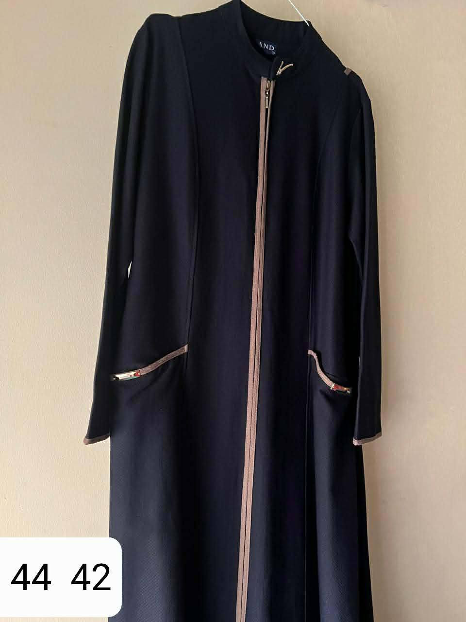 بنات عندي تصفيه ورايد همتكم عفيه ويايه  البضاعه كله تصفيه والي اتحب شلعه  القطعه ٣ الاف  تطلع عليكم ومستعجله عليه


**إذا كنت صاحب هذا الإعلان وتريد حذفه لأي سبب، رجاءا أرسل رسالة إلى الدعم الفني**