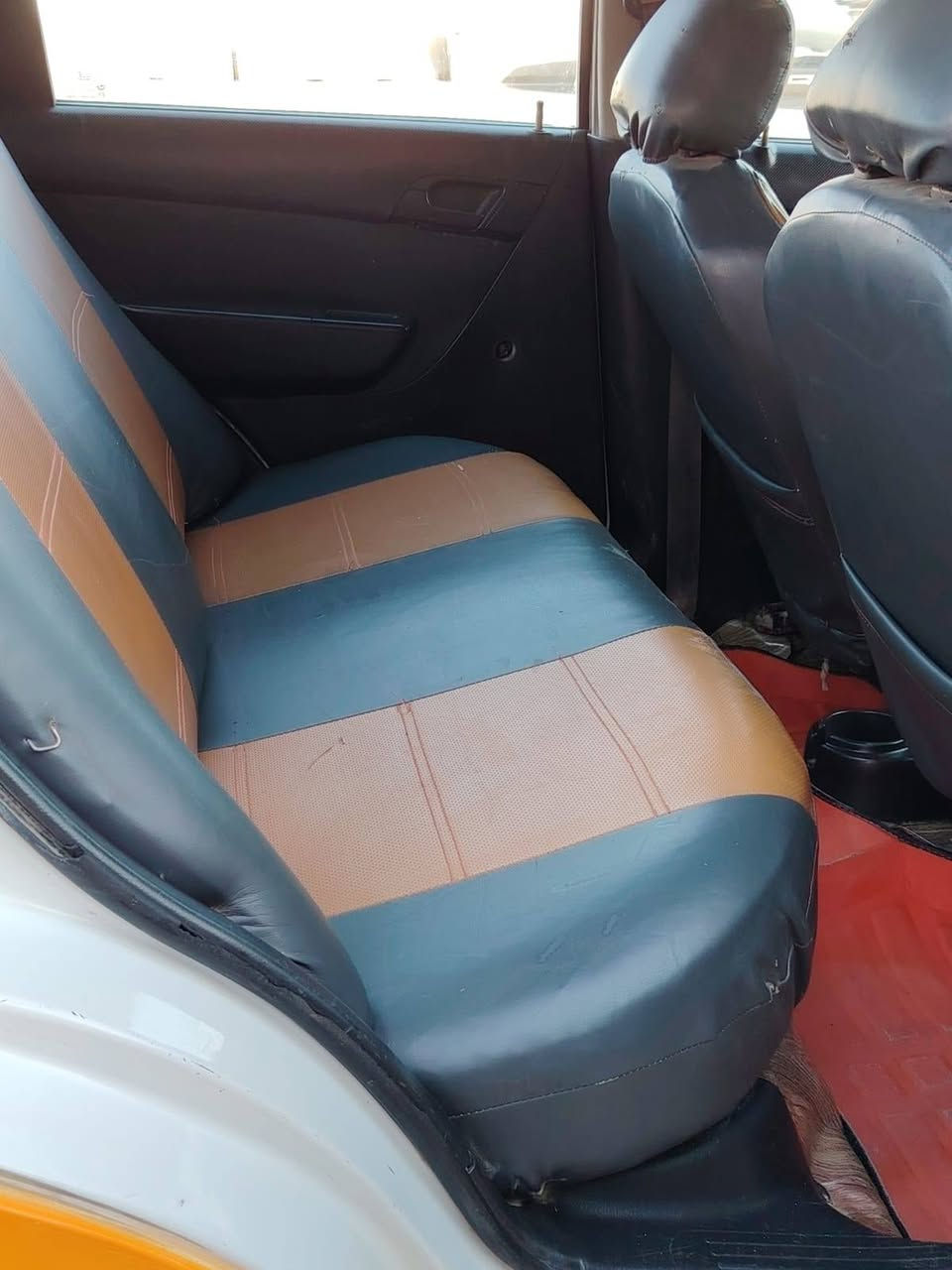 السلام عليكم افيو خليجي للبيع موديل 2008 مكفوله من ضربه مكينه وكير وحدايد خير من  الله سياره جاهزه من كلشي رقم كربلاء نكليزي سنويه 2030 تحويل كبل السعر 44 وبيه مجال بسيط تصال عل رقم مكاني بابل ***********
سياره مال جناي مصفره هيئة و غرامات 
..
