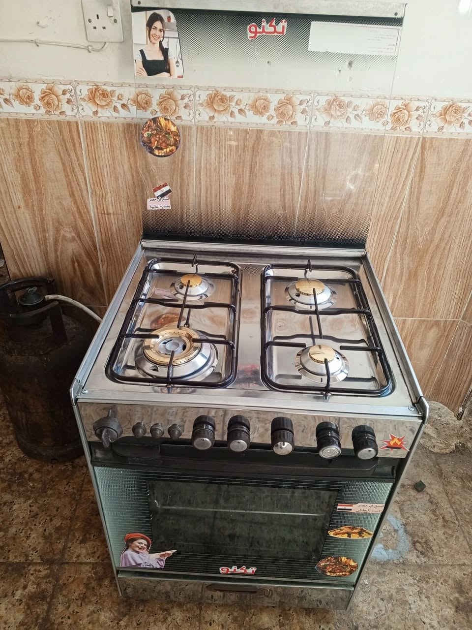 طباخ تكنو مصري مستعمل نظيف مكاني الشعب اكو توصيل بكروه ***********واتساب
