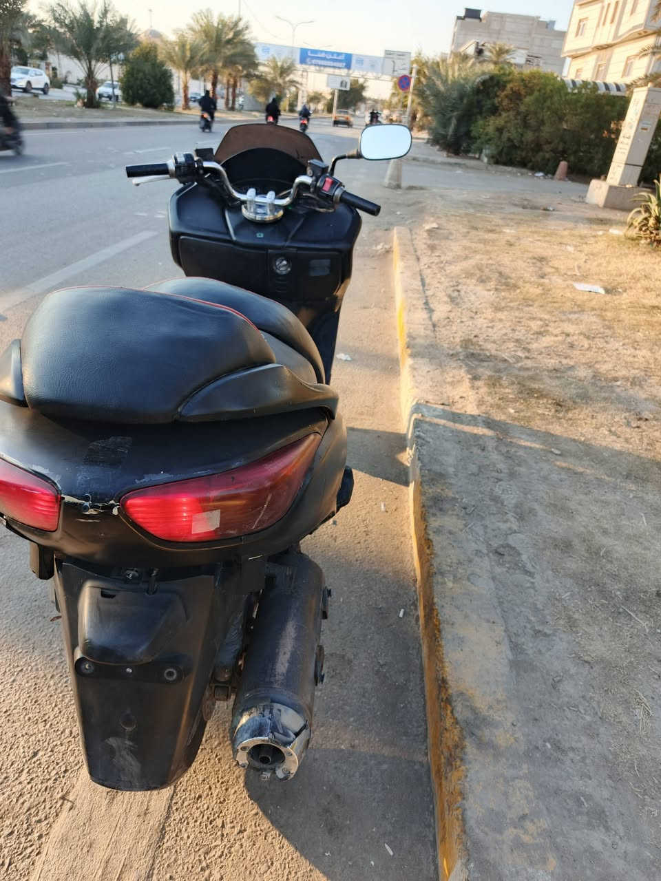 السلام عليكم فورزة 08 للبيع كلشي شغال بل دراجة خير من اللة كير شغال كهربائيات كاملة ***********
