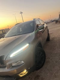 بزون • ٦ سلندر • رقم بغداد