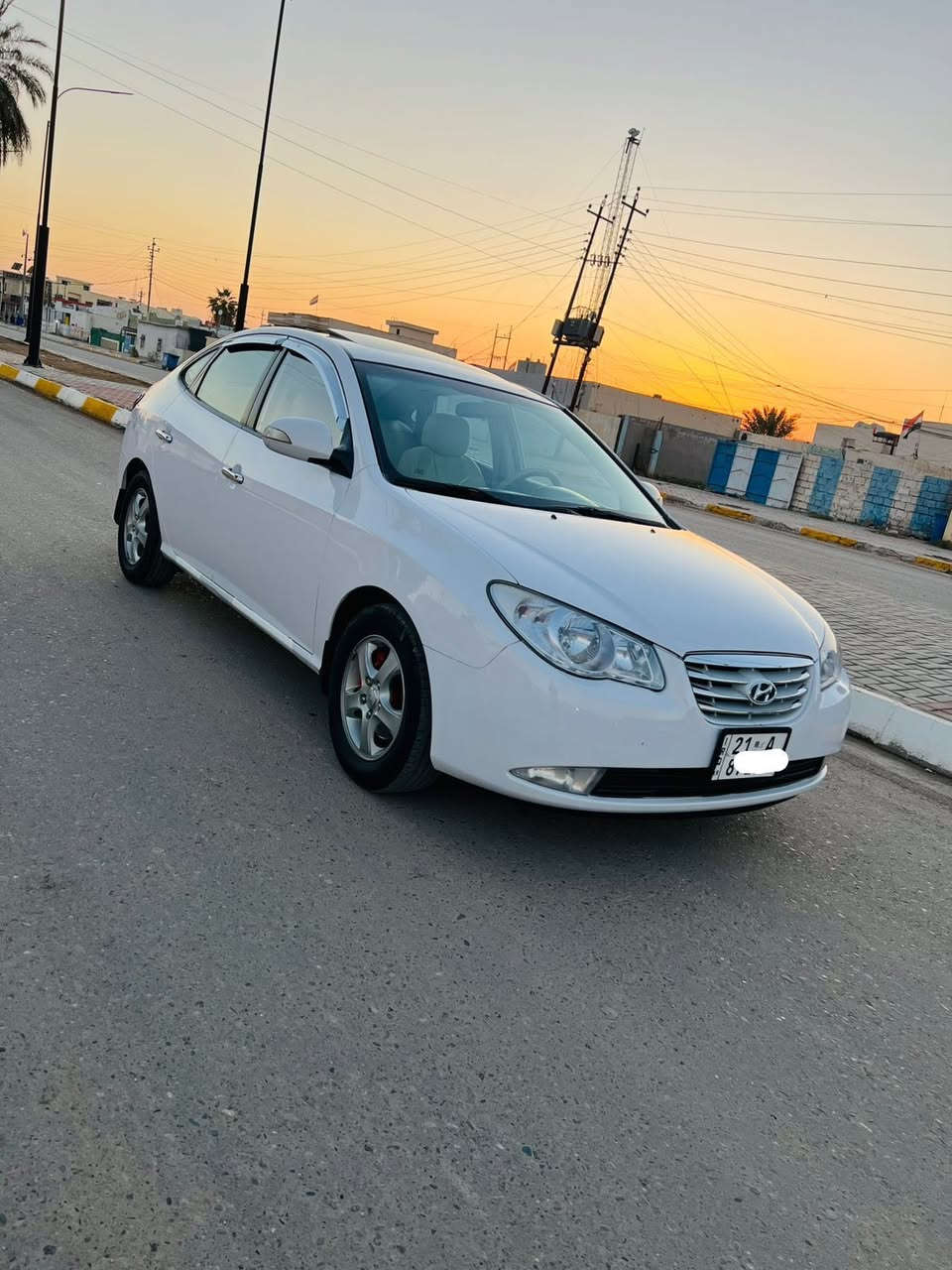 سلام عليكم ورحمة 
النترا موديل 2011 
الون ابيض 
محرك 16 دكشن عالي بدون فتح 
رقم سليمانيه جديد دولي بسمي 
داخل ملكي اصفر 
ويل كروم 
اشاير بل مري شفط 
فتحه سقف سلايت 
سياره كلين بدون صبغ 
سياره مال بيت جاهزه من كلشي 
صدر خلفي امامي جديد 
تواير اربعه جديد 
سياره ستخدام شخصي مال بيت 
نضافه فول وحله من الصور بعد وجاهزه خير وبركه 
بلعافيه ع ياخذها 
سعره 125 وبيه مجال بيع نقد فقط 
مكان سياره صلاح الدين شرقاط 
ملاحضه سونار معاها فحص  ***********
