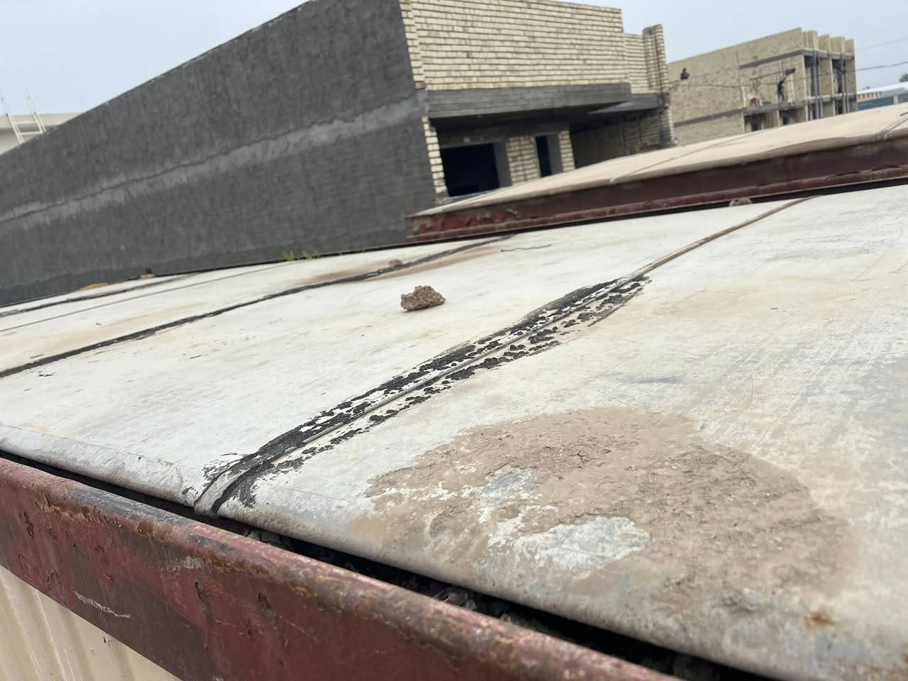 السلام عليكم
حاويات اثنين طول ستة كما موضح بالصورة
سعر الواحدة مليون ونص وسعرهن اثنينهن ثلاثة إلا ربع
مكاني بغداد جسر ديالى 
*********** هذا رقمي
