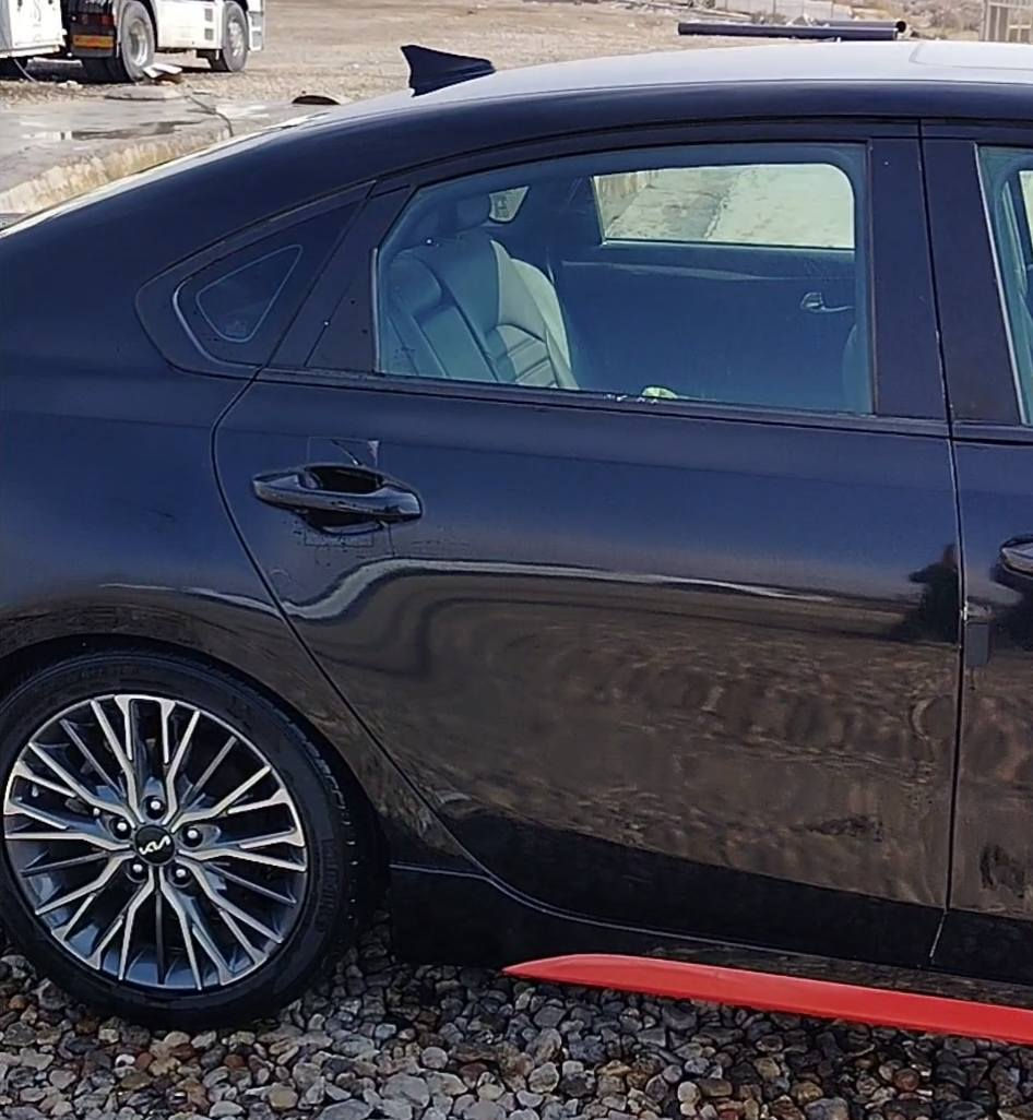 كيا فورتي جيتي لاين محرك 2000 دوش م 23 ماشية 26 فتحه بصمه تبريد تدفئه كشنات وهواية بيه مواصفات فول / مكان بغداد الرصافة / *********** / السعر خاص
