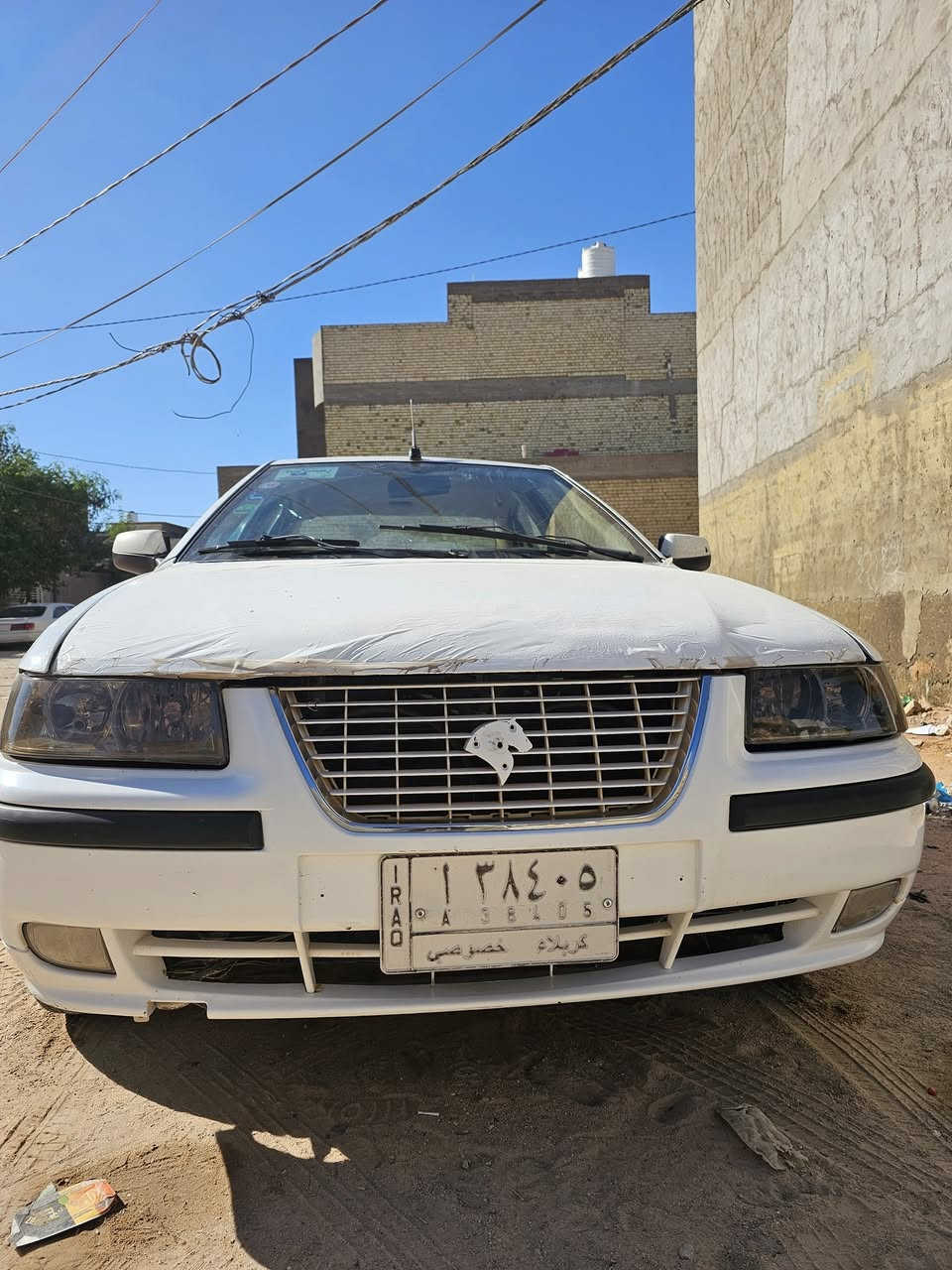 السلام عليكم سمند موديل 11 
سياره جاهزه كهربائيات تخم تاير حداديه 
كير ومحرك خير من الله 
سنويه ل 27  راعيها موجود متواصل وياه 
دواخل حلوه  شوفت عينك مكان السياره النجف الاشرف
السعر 36 وبيها مجال  ***********
