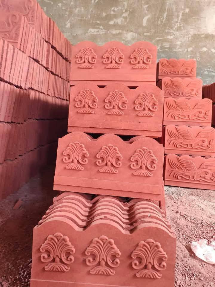 يوجد تنضيف حدائق وزرع الثيل الورد وأشجار الحمضيات ديكور  ***********
