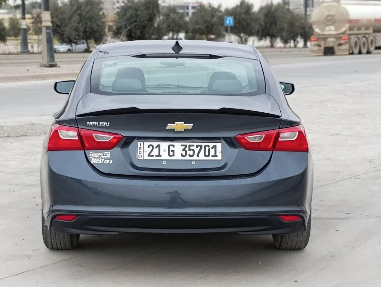 سلام عليكم للبيع شوفرليت   ماليبو موديل 2020 رقم سليمانيه جديد باسمي دفتر بانزين بيه 
موصفات السياره لون نفطي 
3 بصمات 
تحكم سترين جهتين + تثبيت سرعه
داخل لونين 
شاشه تدعم الكاربلي + كامره خلفيه
شاشه الالكترونيه
اناره داخليه
تشغيل عن بعد 
اتو سبوب
نظام ايكو 
ويل كروم 
سياره صيانه عامه داخله يعني يعني جاهزه لاخير على ايدي مابيه مصرف 
حادثه فقط قطعه وحده بدون دواخل + تعديل بارد 10 سم 
غير هذا مابيه 
ماشيه 83 

السعر 110 بيه مجال  بسيط 
 *********** كركوك, العراق
