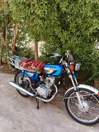 دراجة نامه شلامجه لبيع وراق كامله مديل 22 السعر 1050 وبيه مجال 0784337...