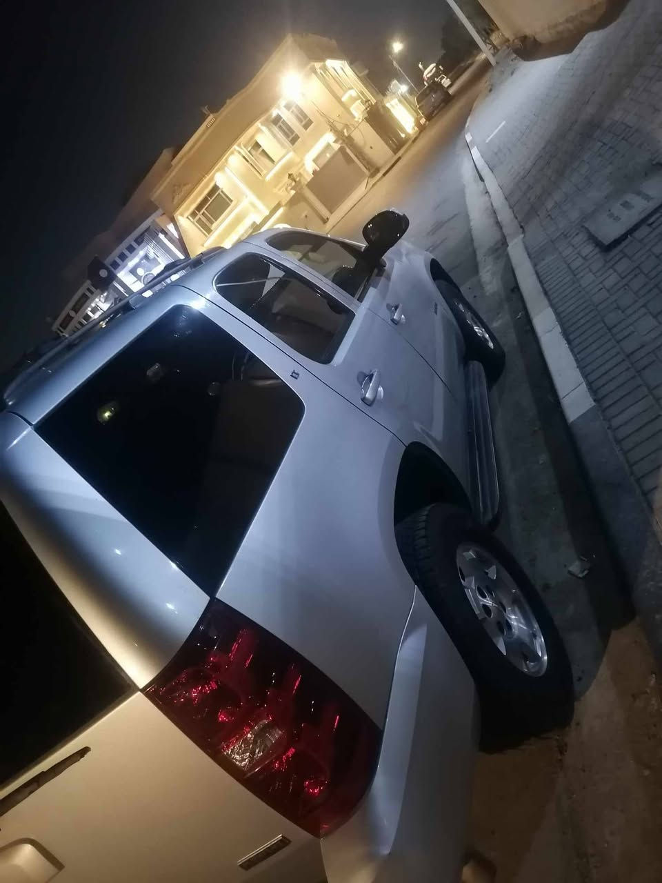 السلام عليكم 
تاهو 2013 حاجزلها وحجزها 14/ 4 
كلش جديده وناشفة كفالة عامة 97 وما اكطع سعر بالموبايل تعال وتشلع عيوني  مكاني بصره 
رقم الهاتف  ***********
