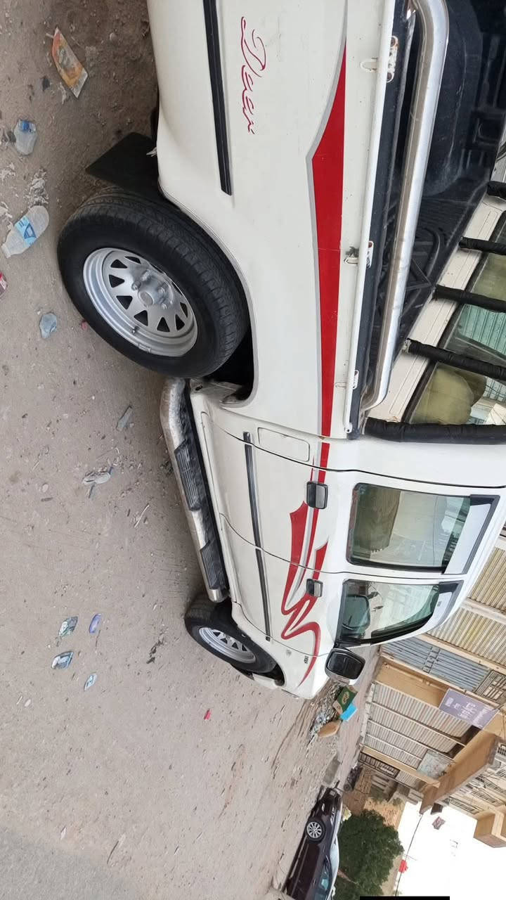 السلام عليكم بيكم دير 2006رقم كربلاء 

الماني كير ومحرك مكفولات مكفوله من 

 الضربه وتبديل وخياس مابيها وكفاله من العيب الشرعي تخم تاير نضيف داخل نضيف سياره مال جناي ما ناقصه شي
مكان ديوانيه السعر 40وبيها مجال للأستفسار اتصل***********
