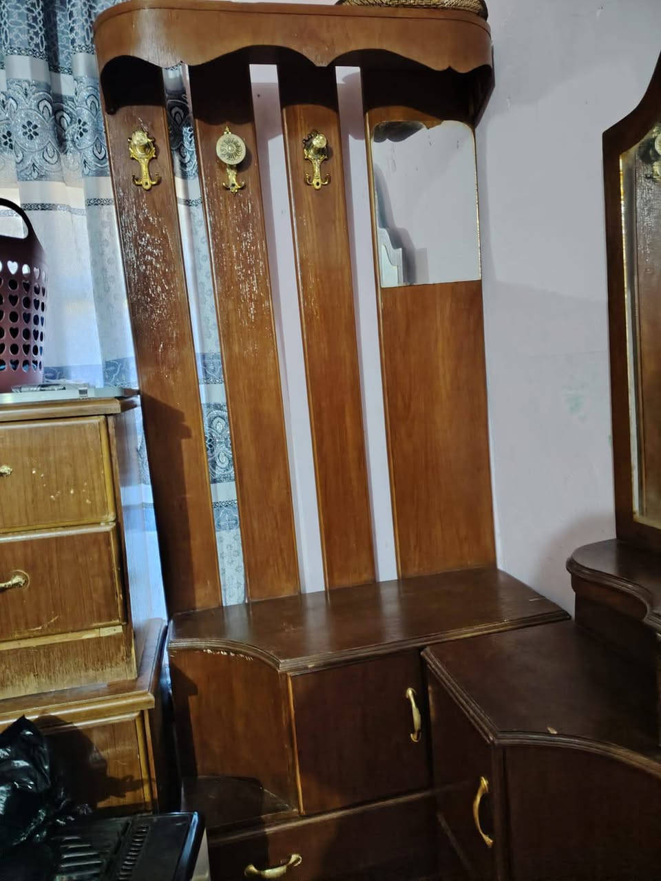 غرفه شرط مثل ما بالصوره 350 وبيها مجال ***********
