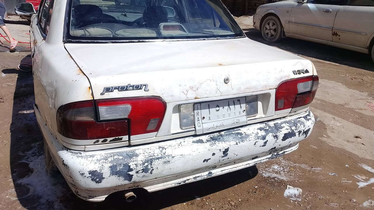 بروتون 2002 محرك جديد حاويه كير اوتوا بس بي عطل تخم تاير ويل كب  صدر أمامي خلفي  جديد دواخله نظيفه رقم نجججججف السعر 15 الاتصال ***********
