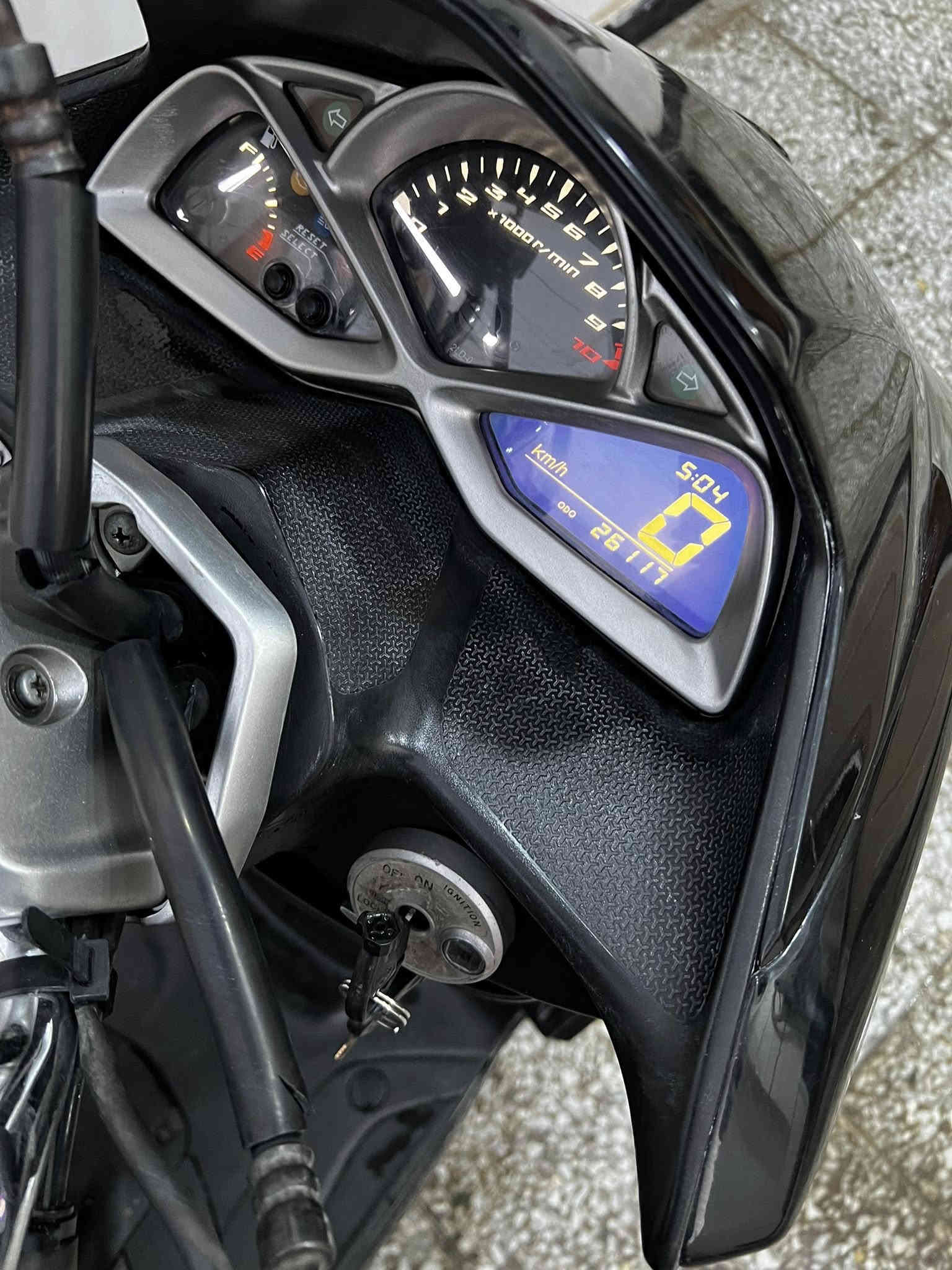 دراجه ياماها ماجستا S الحديث ياباني مرقم بغداد لوحات انكليزي تحويل مباشر دراجه أخت الكارتون ماشيه ٢٦ الف كفاله عامه دهن موتل بانزين محسن محرك كارتون محرك 155 تبريد راديتر ياباني قبغ نفخ خطين سكليتر ستاند حساس دراجه فول مواصفات على وضع الوكاله تايرات ماكسز اصلي العنوان بغداد حي القاهره أي استفسار هاذا رقمي ***********🌺🌺
سعر الدراجه ٢٥ ورقه ، منزلها ٢٩ ورقه قبل اسبوعين
