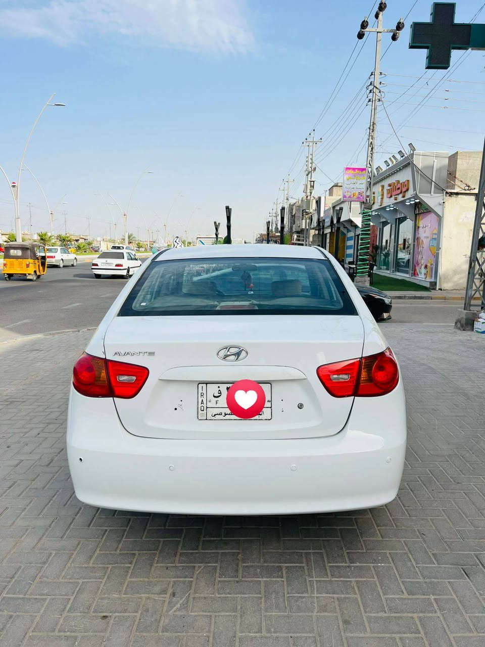 النتره صابونه ٢٠١٠ خليجي مكفوله من الضربه بيه صفحه صبغ بدون حادث والباقي كفاله رقم بصره تحويل ثاني يوم مكينه شاده قبل شهر وصله موجود تبريد ثلج منضومه ماي كله جديد كهربايات كله شقاله  رقم الهاتف ***********
