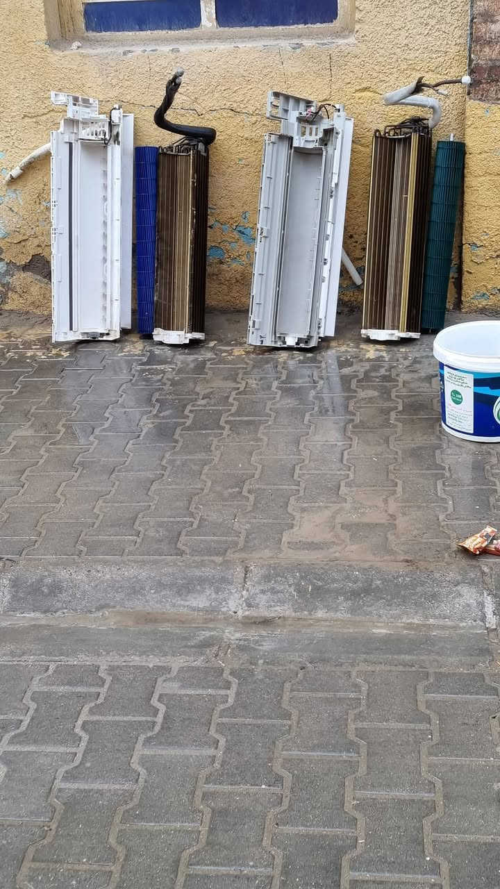 اسلام عليكم اخون اني اشتغل تنصب سبالت جديد او مستخدم اونقل اوشده من مكان المكان اخر أو غسل واصيانه  واهذه رقمي *********** اجيك @إشار #للباب البيت بكل مكاني البصره
