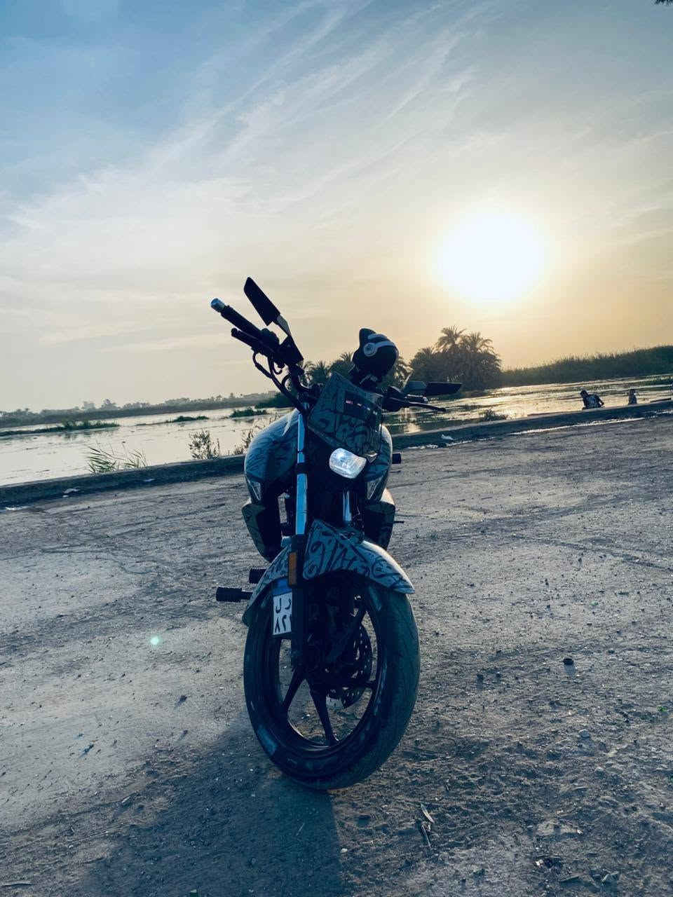 للبيع مكنه 250 موديل 2020 رخصه فيها سنه مرور الامريه مفهاش مصروف نهايه لسه مشدوده عجله خلفي طقم ترس ٢مسعدين جدون انججرد المكنه فيها شويه كمملات كويسين 
البيع بعمل توكيل و شهاده مخلفات
لو حابب عقد مسجل علي المشتري للتوصل 01070165519


**إذا كنت صاحب هذا الإعلان وتريد حذفه لأي سبب، رجاءا أرسل رسالة إلى الدعم الفني**