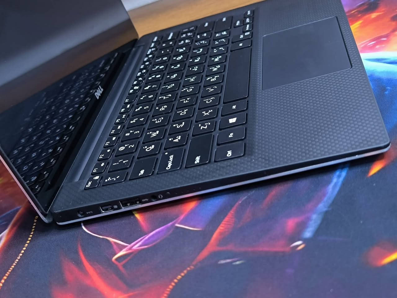 لابتوب DELL XPS P54G شاشة لمس كوراي 7
🔥 أداء قوي وخفيف لمهامك اليومية والاحترافية 🔥
📌 المواصفات:
• معالج Core i7-5U
• 8 GB DDR3
• 256 GB SSD
• شاشة 13.3" QHD+ (3200×1800) شاشة لمس
• Intel ٤ GB كرت شاشة
• كيبورد ضوئي ليزري عربي-إنجليزي
🎁 الهدايا المجانية:
• ماوس
• ماوس باد
• حقيبة
• شاحن أصلي
🛡️ خدمات وضمانات:
✔ فحص كامل قبل الإرسال
✔ فحص كامل قبل الدفع والاستلام
✔ ضمان 7 أيام استبدال عند وجود خلل مصنعي
✔ جاهز للاستخدام مباشرة
📍 الموقع: بغداد الأمين الثانية
📲 للتواصل واتساب: ***********
💰 السعر: 230,000 د.ع 💰
التوصيل متوفر إلى جميع المحافظات 🚚✨
