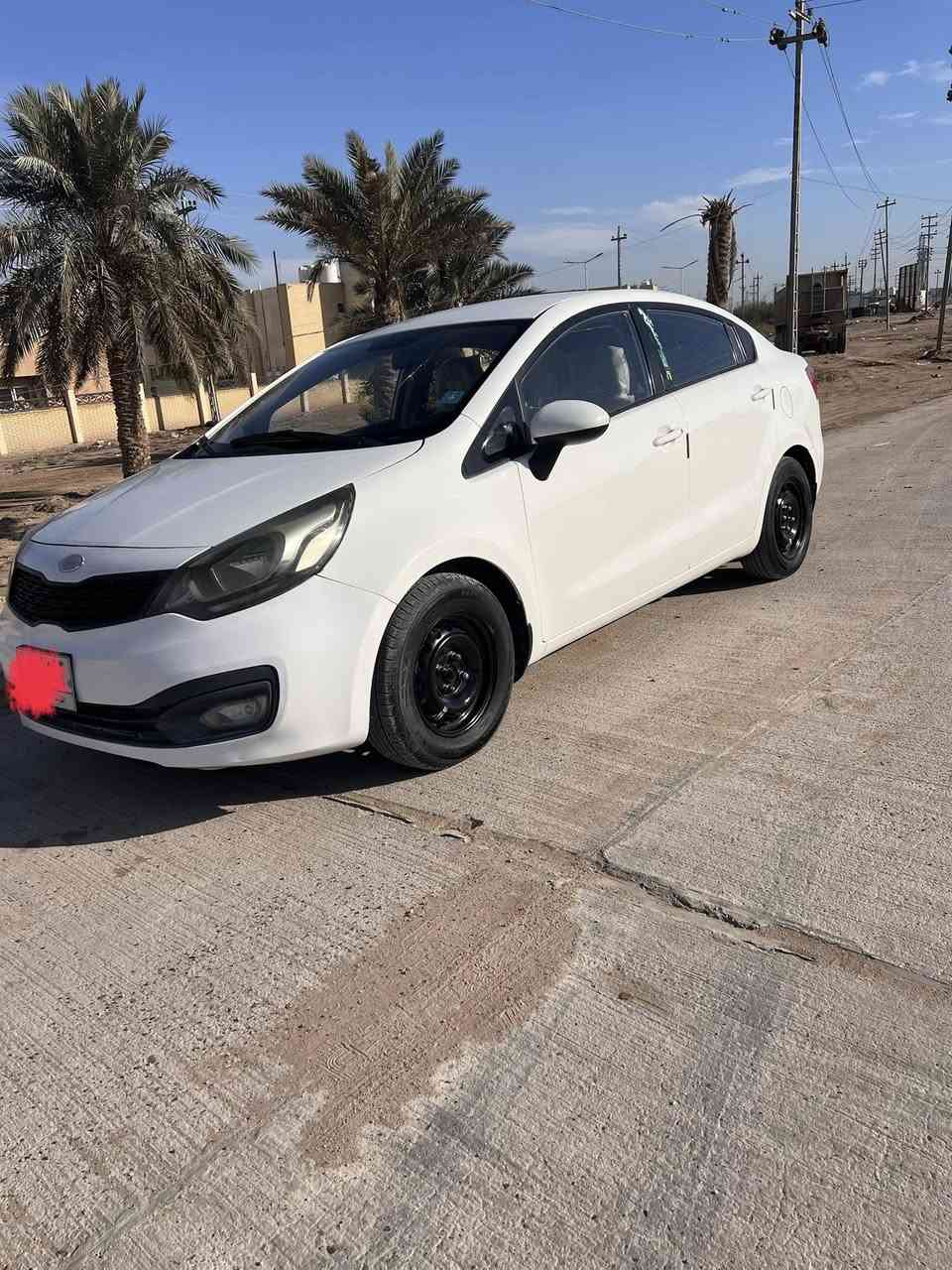 كيه ريو خلجيى بسمي موديل 2015سونار بلمنشور كير مكنه خير من الله مكنه1600 سعر 90وبهه مجال قليل شباب هاذه رقمي وني خادم ***********
