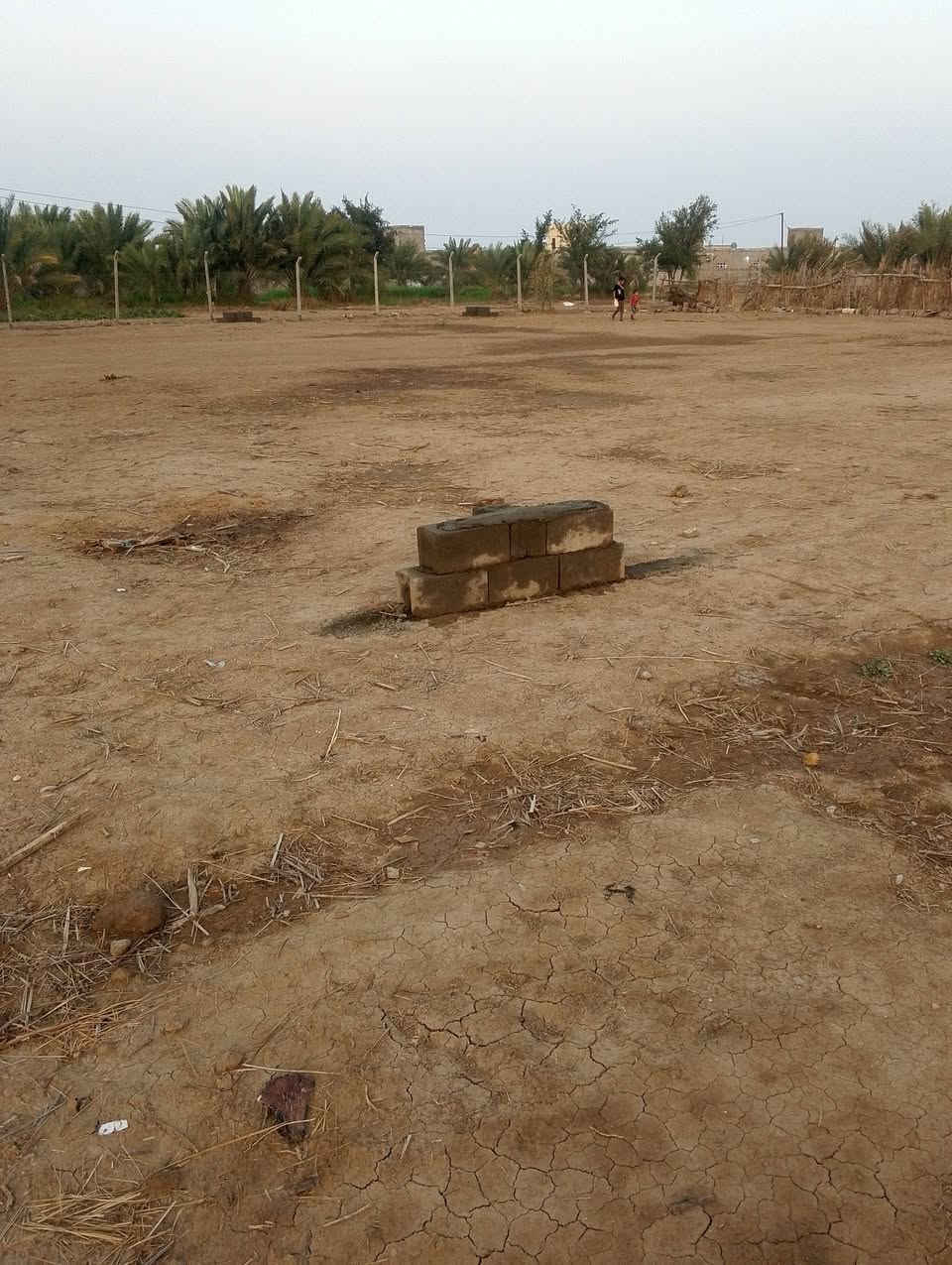 سلام عليكم 
ثلاث #قطع_للبيع مساحه الواحده 340 متر 
في حي الحكيم الثانيه علماً القطع طبگ سويه 
تبعد 100 متر عن شارع التبليط شارعها عرض 10 أمتار  #للأستفسار ***********
           الرقم الثاني***********
