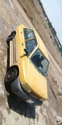 سيارة سايبه رقم بغداد مكينه وكيرجديد  تاخم تاير جديد والسياره شوف العي...