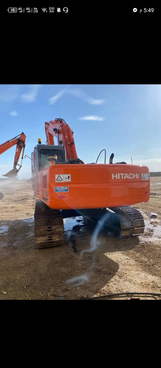 السلام عليكم حفاره زت عادي 200 ✅للبيع 2004 مرقمه رقم قادسيه نكليزي ✅حداديه جديده فقط مضخه مفتوحه الاستفسار والاتصال عله هاذ الرقم ***********-***********
