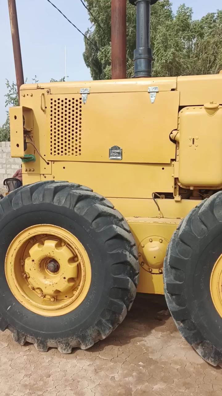 كريدر اف للبيع حجم 140 محرك مجفت جديد اما كير ومضخات وصفاح كفالة عامه على وضع الشركة تخم تاير جديد
رقم بغداد الماني
رقم الهاتف ***********
