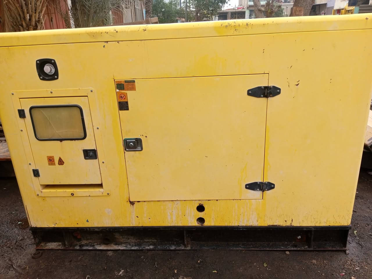 سلام عليكم مولدكمنز توليد 50كيقي بلادي 4سندر كاتم بلادي لا صرف لا بخار***********سعر25$
