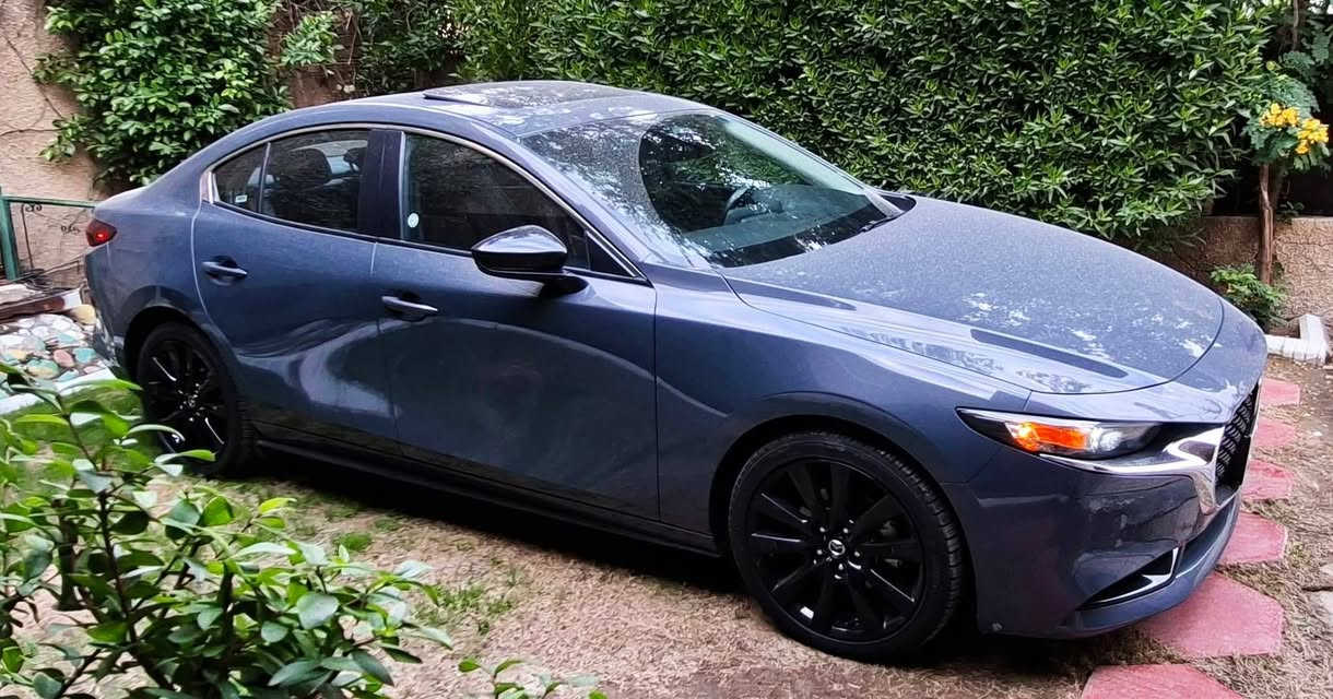 مكفوله فووول١/١
MAZDA 3  / 2024
( SKYACTIV G )   
( AWD ) -
CARBON EDITION 

مكينة 2500  تنفس طبيعي المرغوب 
*تقريرها  (مياه) بسيط*
السيارة شغالة من امريكا
بدون ضرر ومكفولة عام 
وعلى وضعية الوكالة
جديدة وبحالة الزيرو
المواصفات فول ١/١
مرقم بغداد / حرة السيارة ودخول جديد
لون سموك الجديد
فوول بصمة
سلايد روف 
ماوس تحكم شاشة يم الكير
عدادات ديجيتال
سستم سماعات 
خاصية القفل التلقائي
مري قلابة ع بك 
اشاير بالمري 
رادار محيطي 
نقطه عمياء
رادار تحديد مسار
رادار خلفي اوتو بريك
رادار امامي 
شاحن موبايل وايرلس
كامرة خلفية دوارة
هاند بريك بصمة
اوتو هولد بريك
حساس اجتياز
وضعيه قيادة ((سبورت))  
دبل اكزوز ((اكتف))
كشنات جلد لون مميز (ماروني)  بلادي
كشنات كهرباء
كشنات تدفئة
كشنات خلفية قلابة
تحكم كامل بالستيرن
تبريد شاشة لمس منفصل للسائق والراكب 
الإضاءة الداخلية لد زنون
لايت امامي زنون مع لد نهاري
بك لايت لد
ويل بلاك حجم 18 اسود
        بغداد       
***********
