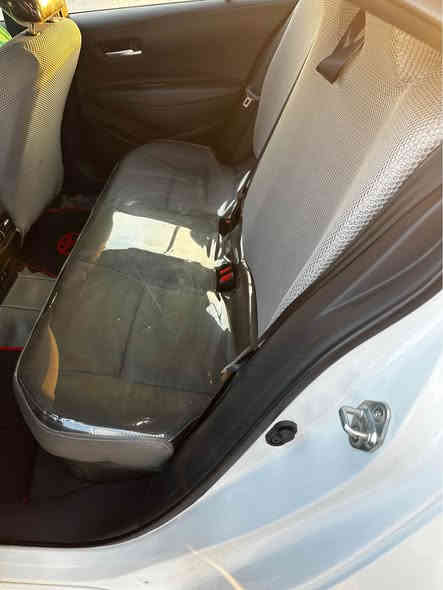 كورلا ٢٠٢٤ فول على اضافات كشنات مدوشمة وارضيات جلد وصندوق مغلف جلد وعليه تغليف على جام واقي حرارة 
سيارة بيها تكحيلات بالدعامية وعلى كد اصبع بارد بالباب ونفس الباب اكو رصعه موضح بالصور سائق  ماشية ٣١ الف كيلو باسمي بغداد تواصل رقمي *********** مكان بغداد شارع فلسطين بغداد
