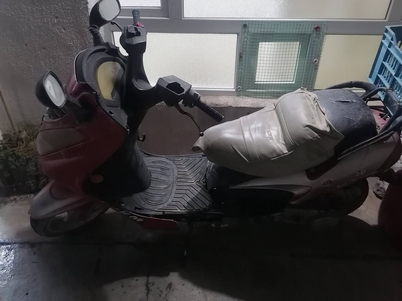 مطور البيع مروس هم يرهم سلف  كهربيت كلها شقال ليت زنون العنوان كركوك حي الوسطى رقم التلفرن ***********
