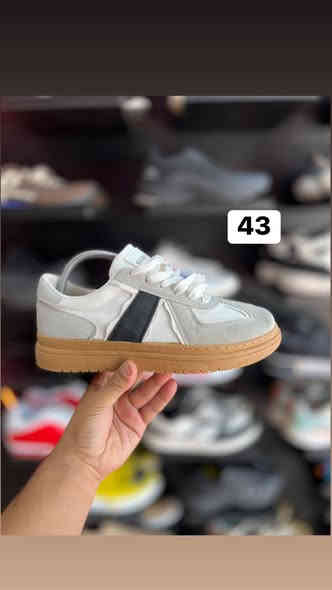 سعر القطعه 10
القياسات من 39 الى 45 
نضافه 90‎%‎
العنوآن نجف ملحق الروان 
توصيل 🚚 محافظات 6 داخل النجف3 
*********** واتساب
