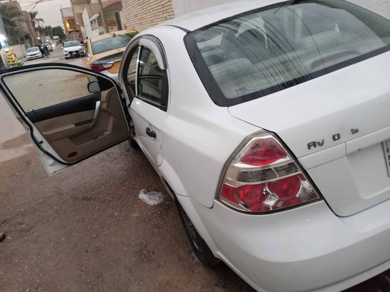 افيو خصوصي اتوماتيك موديل 2011 بيهه صبغ شكم قطعه بس أحسبه احزام وبيهه ضربه بلجنطه كير محرك انضاف كلش مكان السياره نجف سياره رقم بابل الماني اتصال ***********او مراوس ابحدث Singapore
