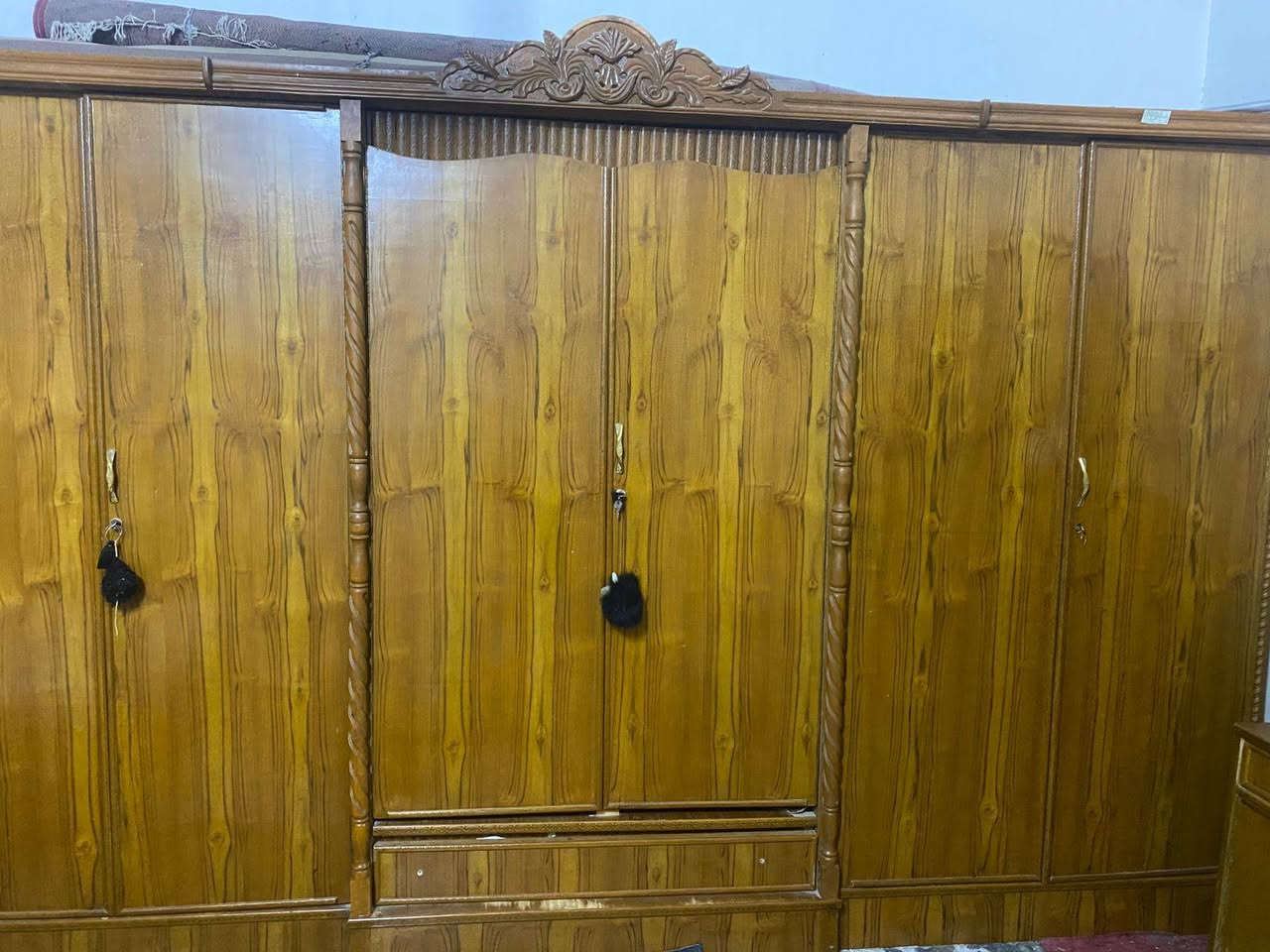 غرفه نوم صاج خشب سعر 800الف بيه مجال رقم الهاتف ***********
