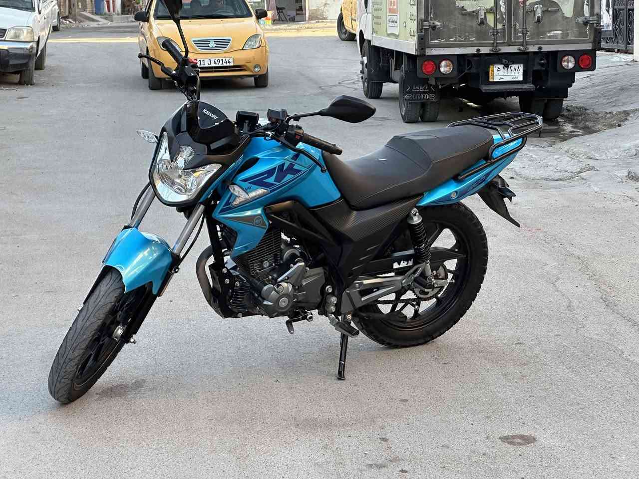 السلام عليكم 
دراجه RK 200CC 
من عجله الخليج ماشيه 7 الاف مبدله ولفات 
الدراجه مابيها نقص 
كلشي ب الدراجه شغال 
مكاني بغداد البلديات 
للتواصل ***********
