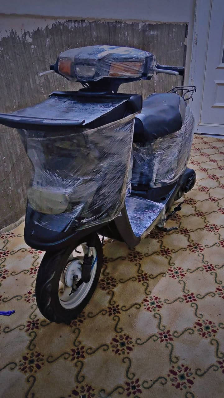 ياماها للبيع السعر 235 الدراجه كلشي ما ناقصها كهربائيات كلها شغال هندر سلف شغال ما ينقصها اي شي+ مكفولة من كلشي 
***********
