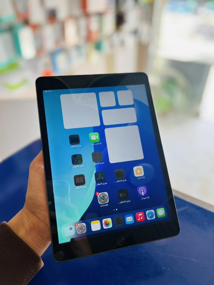 ايباد ٩ ذاكره ٦٤ بطاريه ٨٦ مكفول كامل ملحقاته سعره ٢٣٥ بابل تقاطع ثوره ***********
