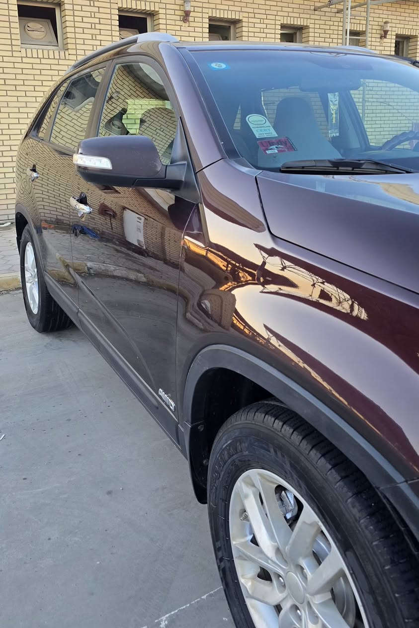 كيا سورنتوا موديل 2014 فور ويل  رقم ذي قار نكيلزي 
وارد أمريكي حادثها خفيف جدا تبديل جاملغ امامي  بدون دواخل  بدون أرباك  سياره ليبل واحد كفاله من البارد والجراد  موصفات حلوه 
شاشه كامره تحكمات 
كشنات تدفئه
حساسات خلفيه 
اشاير بالمرء
تبريد 3قطع
منصومه غاز 
مكينه 2400جديده لاتنقيص ولاتبخير 
كير وحداديه وتبريد وتدفئه وكرهبائيات وتخم تاير جاهزه 
السعر (138)بيها مجال بسيط 
العنوان ناصريه 
***********
***********
