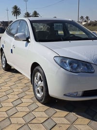 اللنترا ٢٠١١ • رقم صلاح الدين • ابيض ثلجي