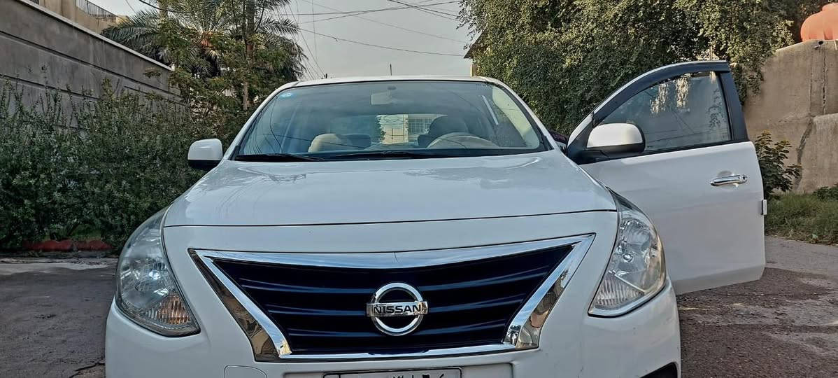 السلام عليكم للبيع سني هندي 2021 سيارة ماشيه 66 رقم بغداد باسمي
تحكم استيرن جام كهرباء سبايدر
شباك نيكل حساسات
مكفوله الصبغ والتبديل ولفتح ماعدا طخه بسيطة بل جاملغ وماملعوب بيهة وبارد اصبعين بخشم الجاملغ الامامي سعر  119 مكاني بغداد
***********
