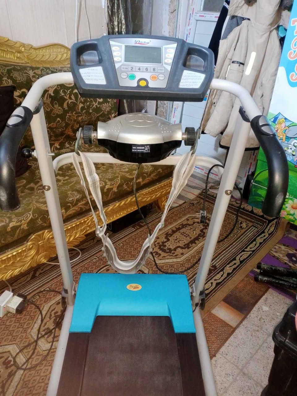 جهاز جري رياضي شغال يوجد توصيل 
*********** بغداد, العراق
