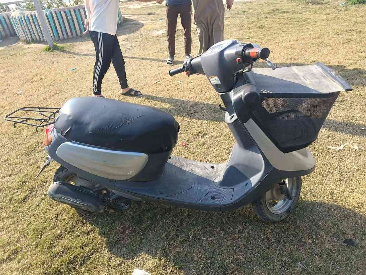 السلام عليكم دراجه للبيع دراجه حلوه ونضيفه السعر ب500 وبيهه مجال مكاني كربلاء الحر ***********
