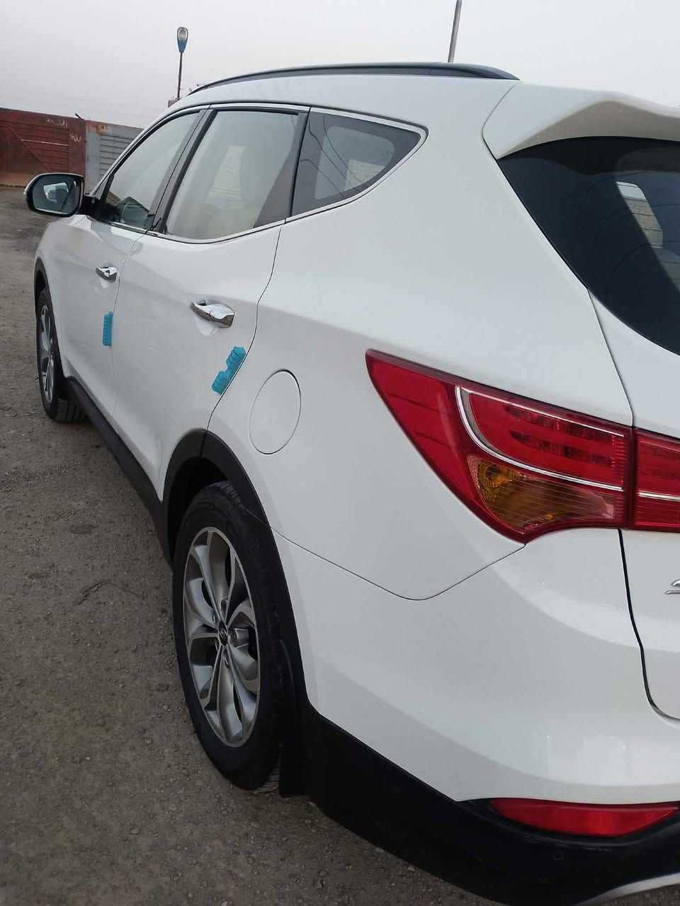 السلام وعليكم  سنتافي موديل 2015 كفاله عامه
حداديه كله جديده 
تخم تاير  مكينه 6 
خليجي 
مواصفات 
المري شفط 
تحكم سترين 
شاشه ايباد 
كشنات كهرباء
لد نهاري،
دفع رباعي 
كشنات جلد 
تدفئه تبريد 🥶
نضافه الدواخل 95%
 
          مكان السياره الناصريه قضاء الفجر 
                 هاتف واتساب اتصال 
                   ‏‪***********‬‏
