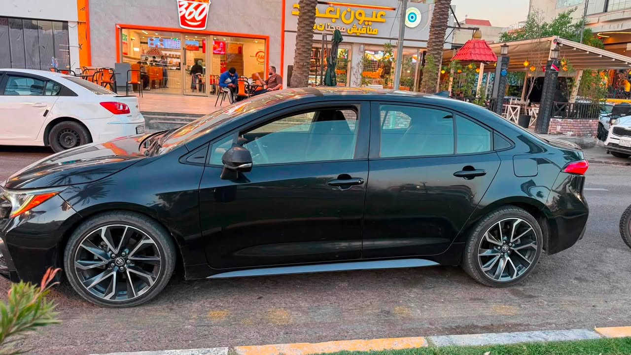 تويوتا كورولا للبيع 🛑 Se plus 🛑
#بجم_كبس حادث فقط باب الخلفي 
موديل 2020 مواصفات Se بلاس
 
•شاشة جبيرة 
•نقطه عمياء
•تحديد مسار
•رادار 
•سلايد 
•كشنات مخمل 
•تحكمات ستير 
•شفتات 
•اوتو هولد
• دخول ذكي
• 3 وضعيات قيادة 

ايرباك الجانب فقط طاك واني مبدلة 

مكينة 2000 مو 1800 

ماشية 91 الف كيلو مو ميل 
السيارة نظيفة كلش على ايدي من فاتت للعراق الى اليوم 

🛑 السعر $140 
رقم دهوك وبأسمي وشرط التحويل 

موجودة بغداد السيدية

***********

