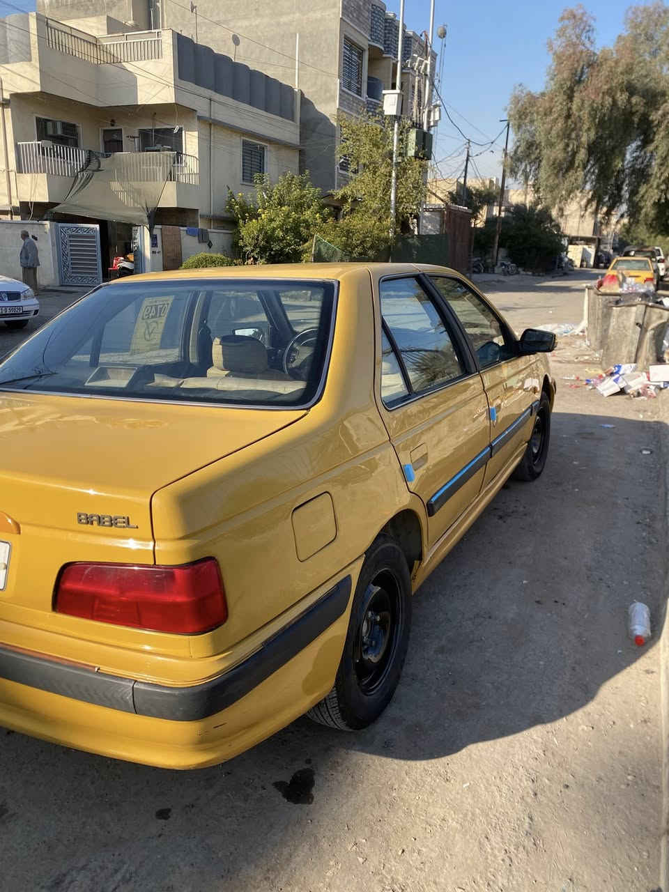 السلام عليكم مكلف بل نشر هذا رقم صاحب السياره نتصال مباشر ***********) بيجو بارس ٢٠١٥ رقم بغداد الجديد نكليزي هيئه مصفره البارحه ) مكينه مكفوله كير مكفول تبريد ثلج كهربيات شغاله لايت زنون صدر تخم تاير بل صدر نقص درايم شفت لا ضربه ولا خياس ولا تبديل فقط هلالات خلفيه (عنوان بغداد الحريه سعر ٤٧
