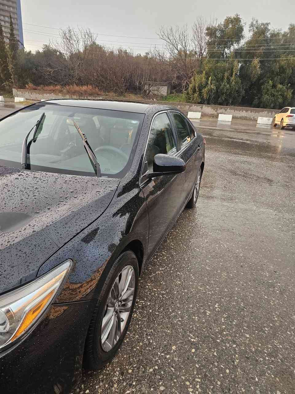 كامري موديل ٢٠١٧ موصفات se
كاميرا خلفية
جلدية
مثبت سرعة
المحرك: 2.5 لتر 4 سلندر
ثلاث انظما ايكو نورمال سوبرت 
تاخم تايرات جديد ادامه كامله بدون مصرف نهائية 
شرط محرك والكير  والكشر مسويله بولش حيل نظيفه السيارة 
الضرر: خمس قطع صبغ جاملغ بنيد وجاملغ خلفي شويه صندوك (تعديل شاصي صفحه سكن )
 سعر جدا مناسب مستعجل ع بيع عندي ظرف 
السعر :١٢٥$ بي مجال قليل 
رقمي واتساب :***********
عنوان سيارة: دهوك. او عقرة
