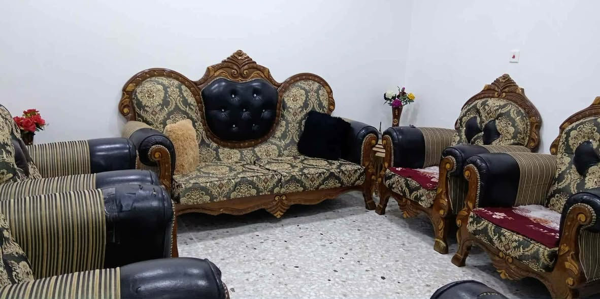 ديوان تركي خشب زان شرط النظافة ٤قطع صغار و٢ كبار 
سعر ٢٥٠ الف وبي مجال عنوان موصل الحانب الايمن الخزرج قرب قاعة مالا خضير الاستفسار والتواصل خاص


**إذا كنت صاحب هذا الإعلان وتريد حذفه لأي سبب، رجاءا أرسل رسالة إلى الدعم الفني**