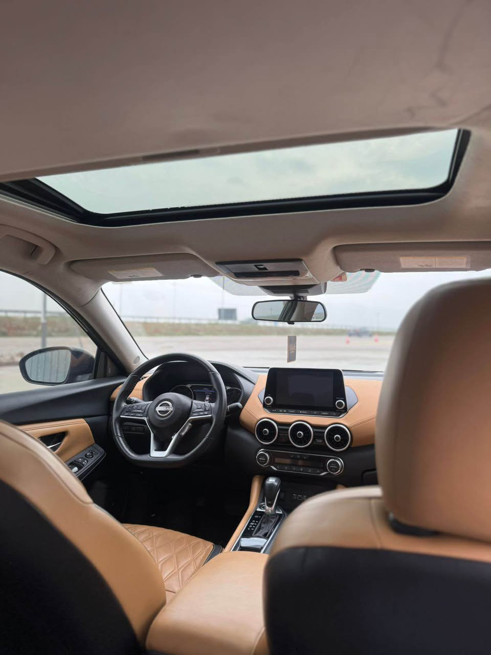 Nissan Sentra Sv Plus 2024 سنترا 🖤

رقم الشاصي بالمنشور

فقط جملغ و ربع بوند صبغ بدون دواخل و باب تبديل شركة نفس الون، شواصي و راديترات سليمة شرط👌
ارباك سترن و بردة مفتوح، سترن راجع بلادي شركة
١٠ الف ميل ماشية  ✔️

مواصفات فول فول SV Plus 🧡
بصمة و شغال و سلايت و خمس كاميرات و دواخل برتقالي و جلد و كشنات هيتر و كهربائي، سماعات Bose و شاشة و كاميرة و ويل كروم و رادار ٣٦٠ درجة و حساس ٣٦٠ درجة و  نظام تراكشن و نظام ايكو و بعد بيها مواصفات

كير محرك تبريد 💯
حجر و راديتر بلادي شركة 💯
جاهز بدون مصرف 💯

سعر 🔥 145 و مجال بسيط 
مكان عقرة "ئاكرئ"
واتس اب و كورك *********** اكر, نينوى
