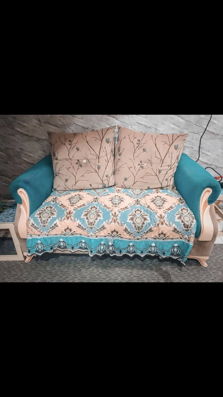 قنفات للبيع السعر٤٠٠وبيهن مجال 
للاتصال:***********
